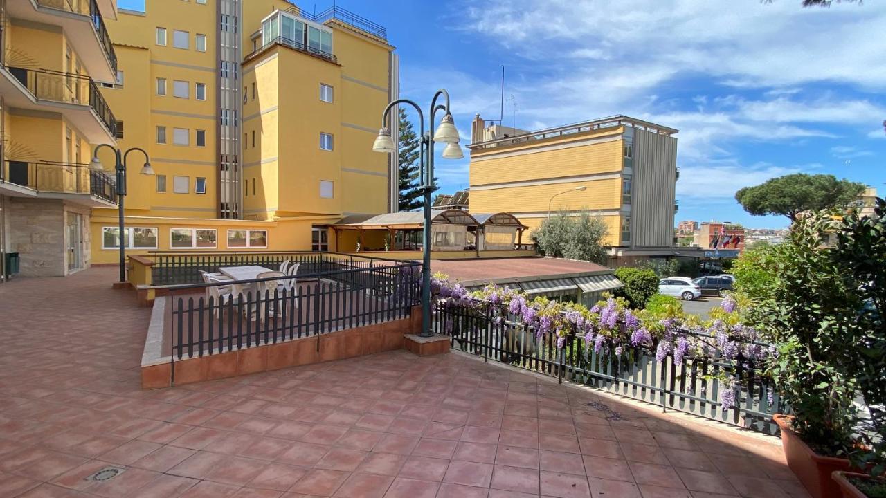 Hotel Casa Tra Noi Рим Екстериор снимка