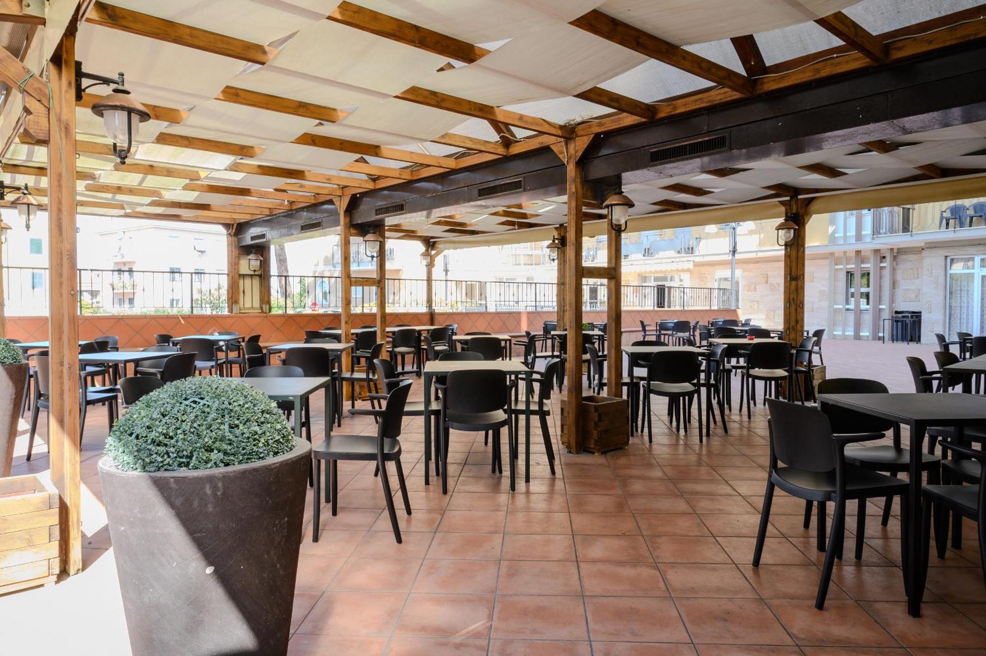 Hotel Casa Tra Noi Рим Екстериор снимка